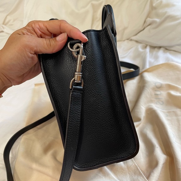 CELINE NANO LUGGAGE BAG IN DRUMMED CALFSKIN
BLACK - Picture 4 of 10